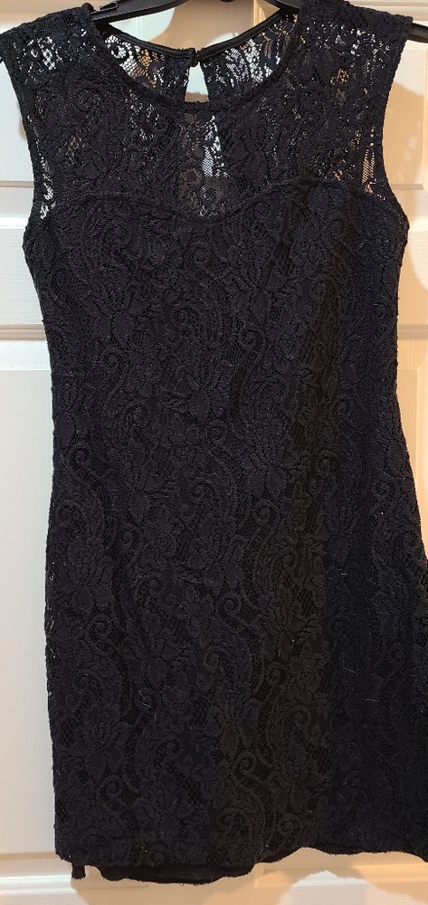Black lace dress
